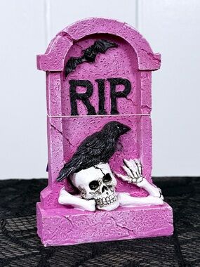 NEW Old Time Pottery Halloween Tombstone Decor